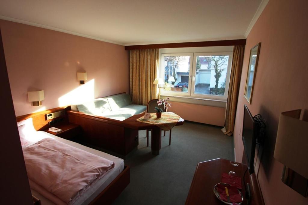 Hotel Am Kurpark Bad Wimpfen Phòng bức ảnh