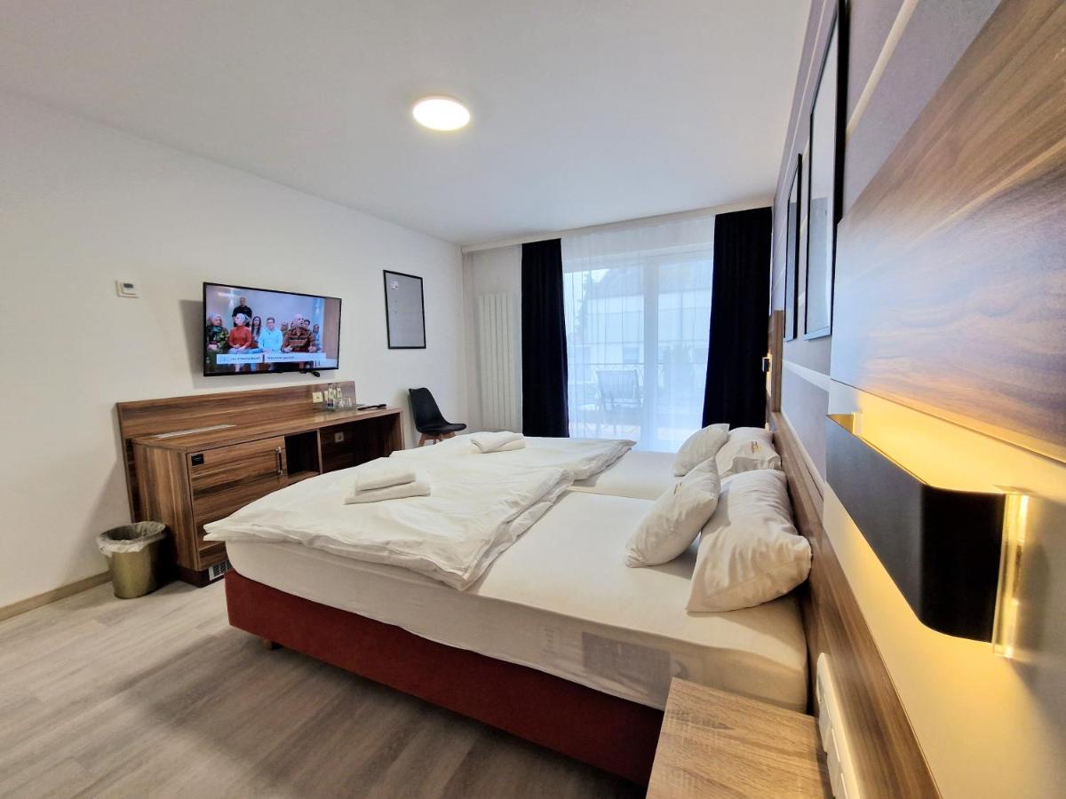 Hotel Am Kurpark Bad Wimpfen Ngoại thất bức ảnh