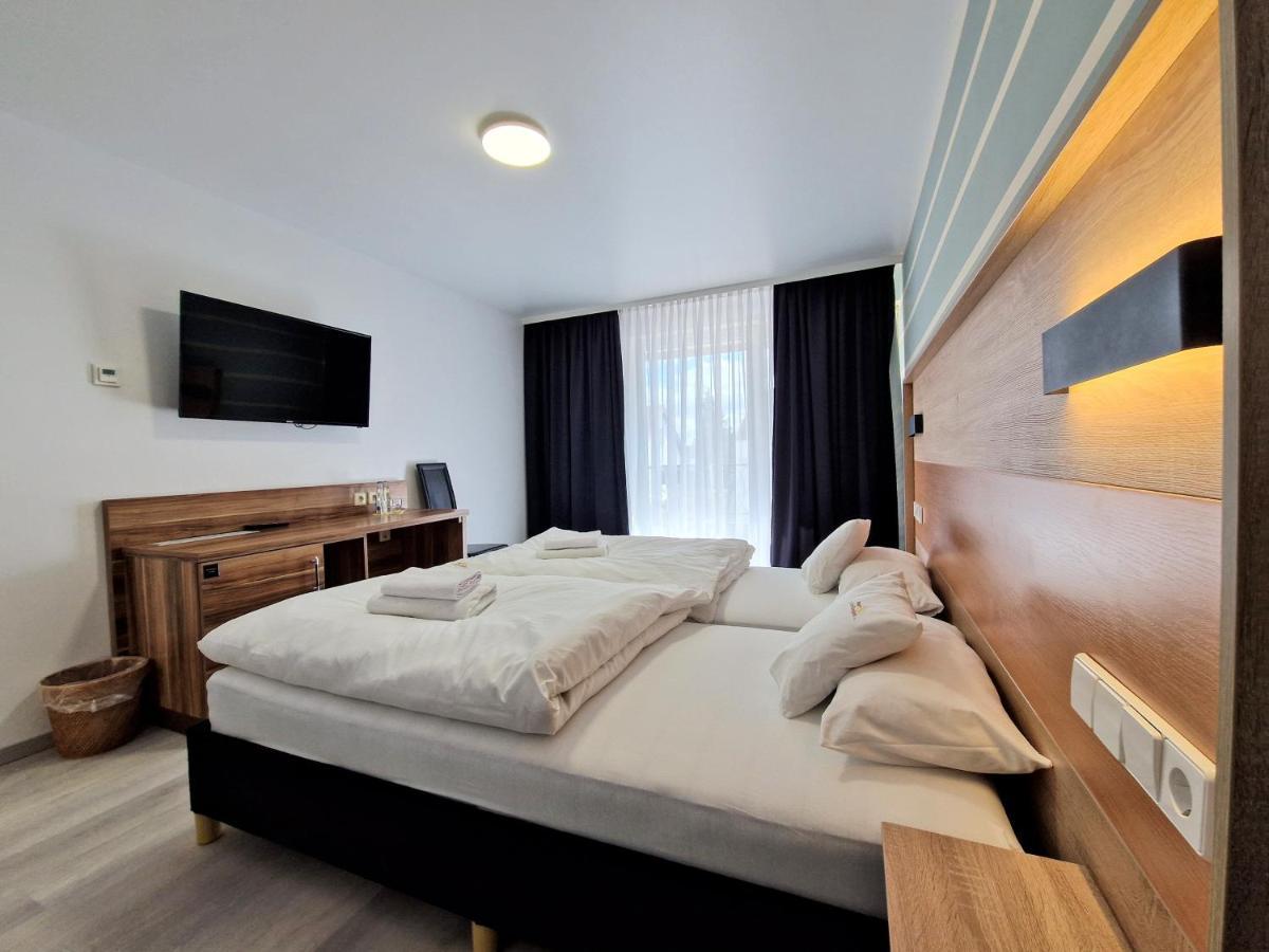 Hotel Am Kurpark Bad Wimpfen Ngoại thất bức ảnh